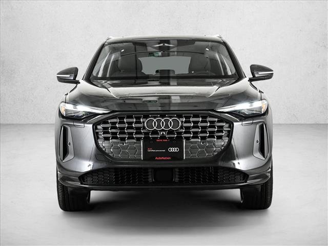 Certified 2025 Audi Q5 Premium w/ Convenience Package image 2