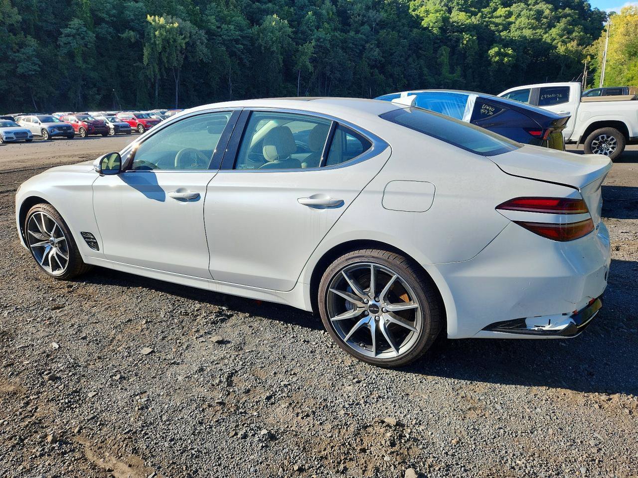 Used 2026 Genesis G70 2.5T Prestige RWD image 3