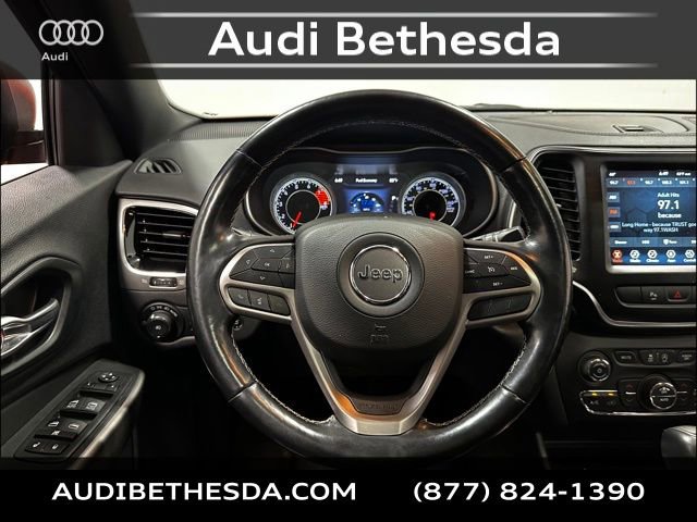 Used 2021 Jeep Cherokee Latitude Lux 80th Anniv w/ Quick Order Package 26U 80TH AWD/4WD image 16