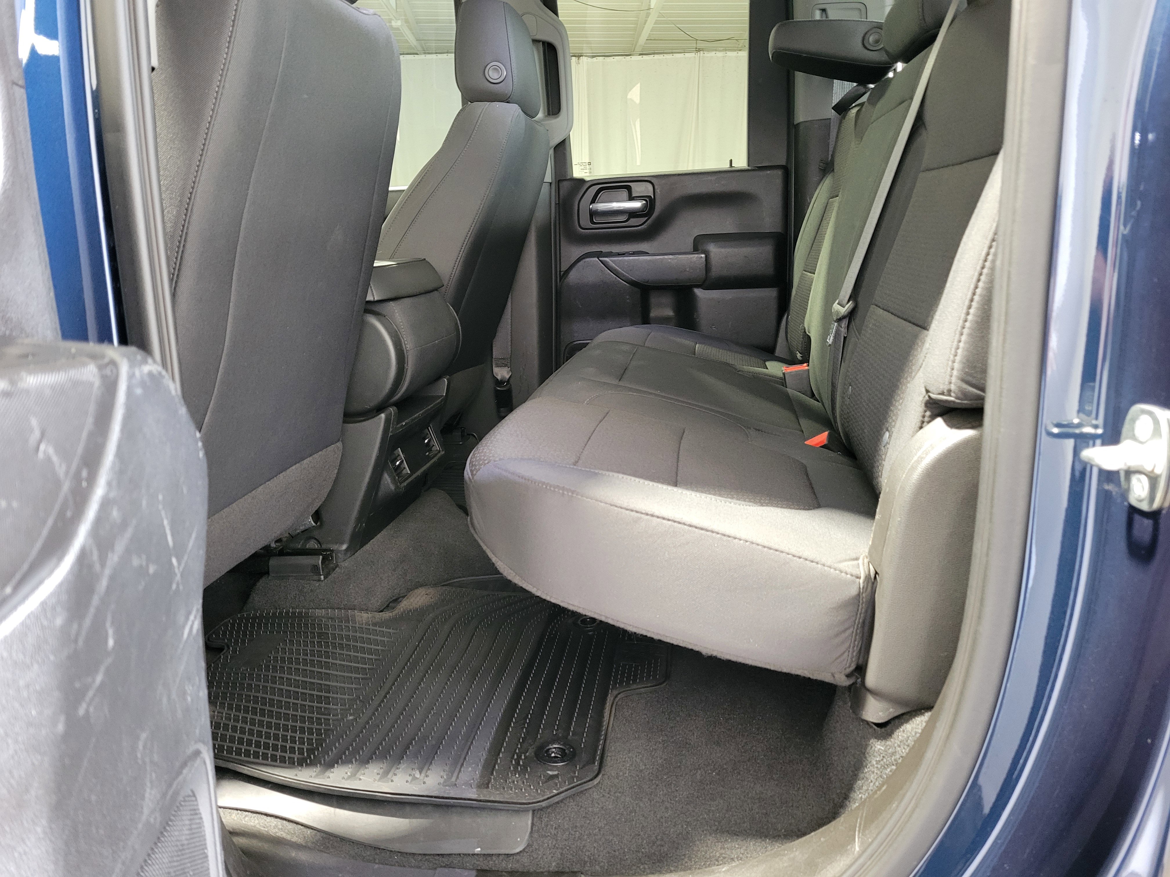 Used 2021 Chevrolet Silverado 2500 Custom w/ Custom Value Package image 36