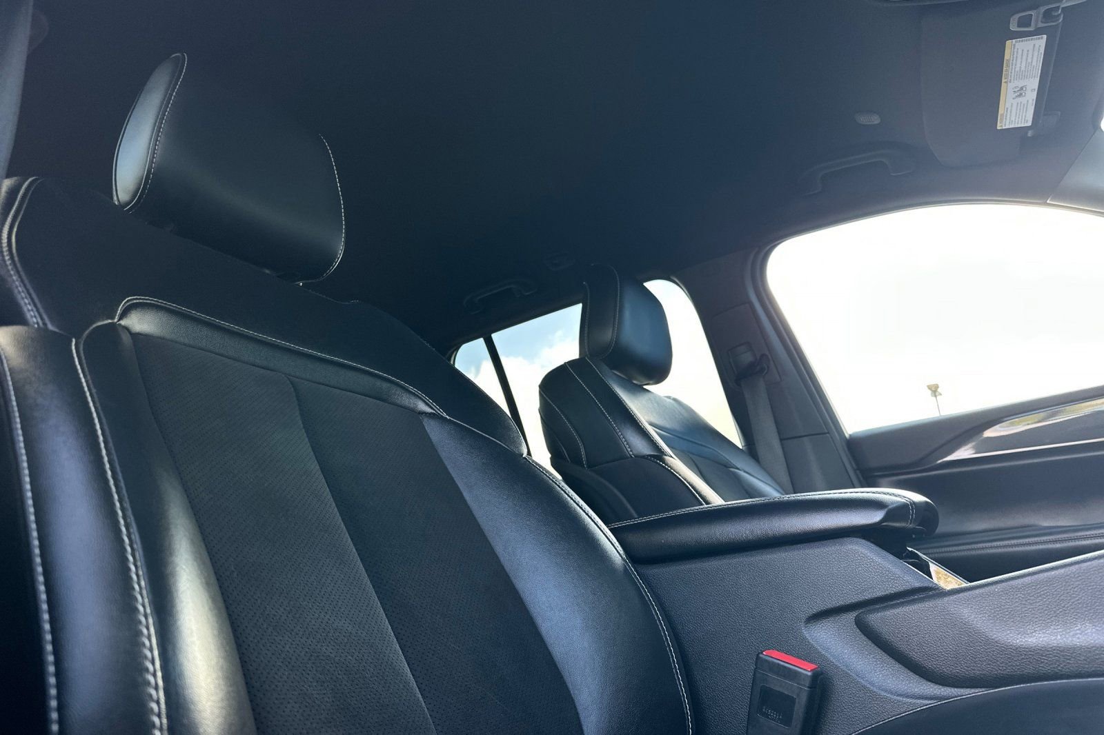 Used 2023 Jeep Grand Cherokee Altitude image 21