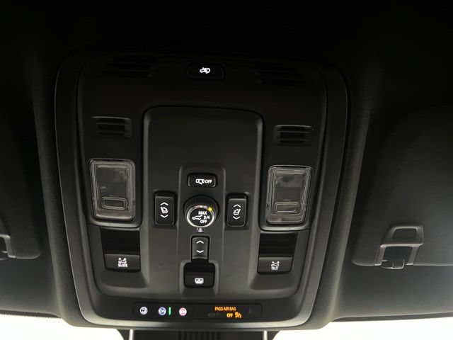 Used 2025 GMC Yukon AT4 Ultimate w/ LPO, Floor Liner Package AWD/4WD image 41