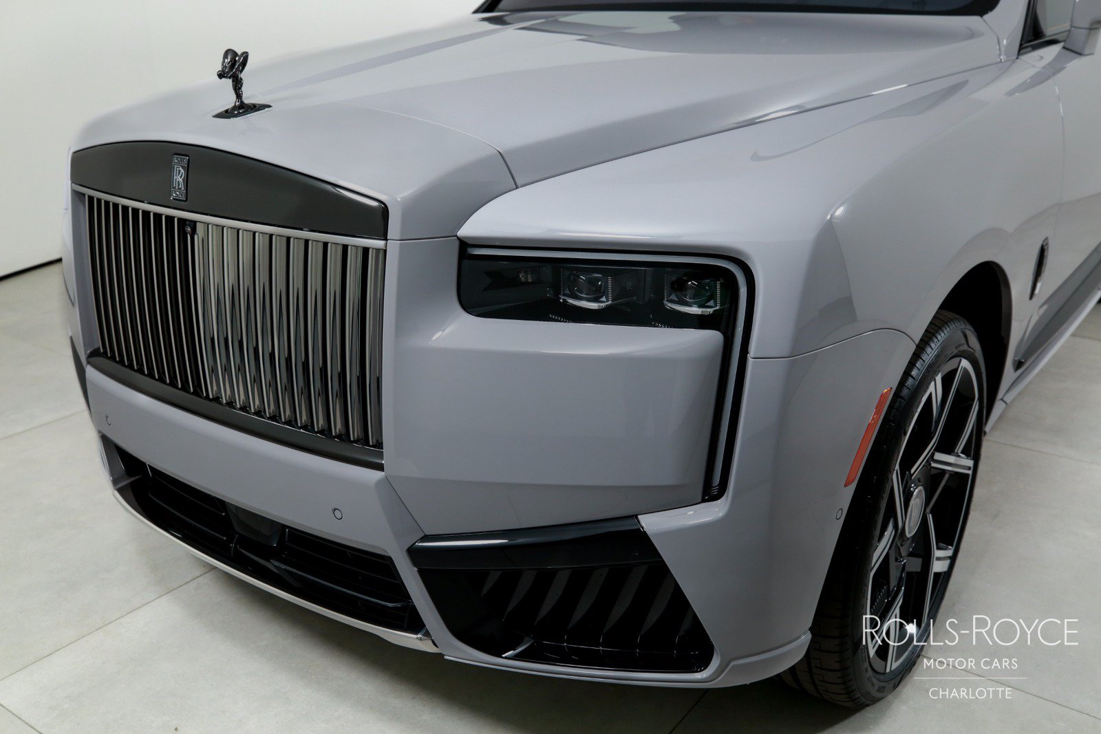 Used 2026 Rolls-Royce Cullinan Black Badge AWD/4WD image 43