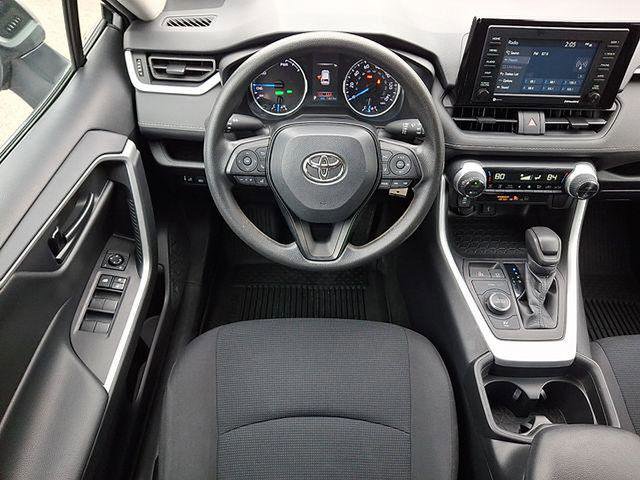 Certified 2021 Toyota RAV4 LE image 11
