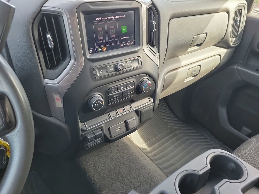 Used 2020 Chevrolet Silverado 1500 Custom w/ Custom Value Package AWD/4WD image 27