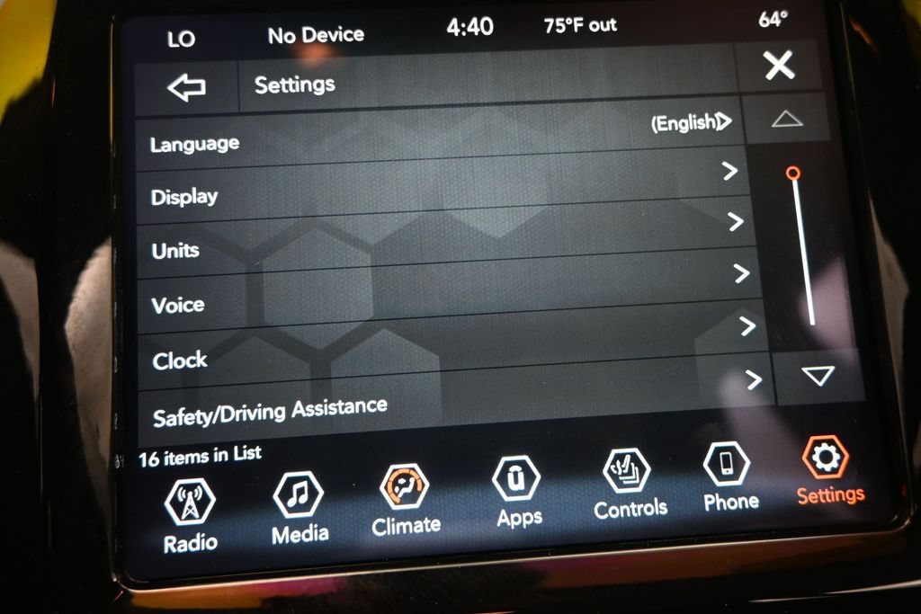 Used 2022 Jeep Cherokee Limited AWD/4WD image 33
