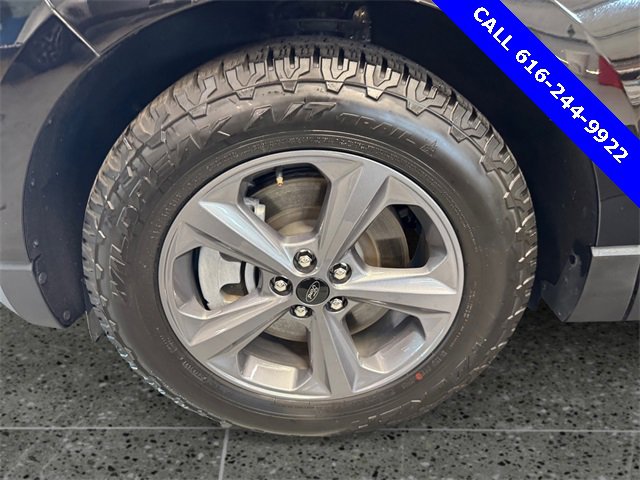 Used 2022 Ford Edge SEL w/ Sport Appearance Package image 23