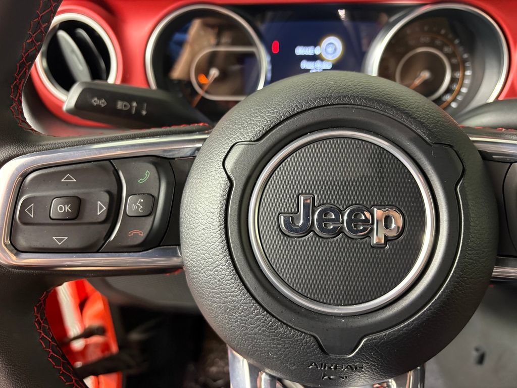 Used 2023 Jeep Gladiator Rubicon w/ Cold Weather Group AWD/4WD image 22