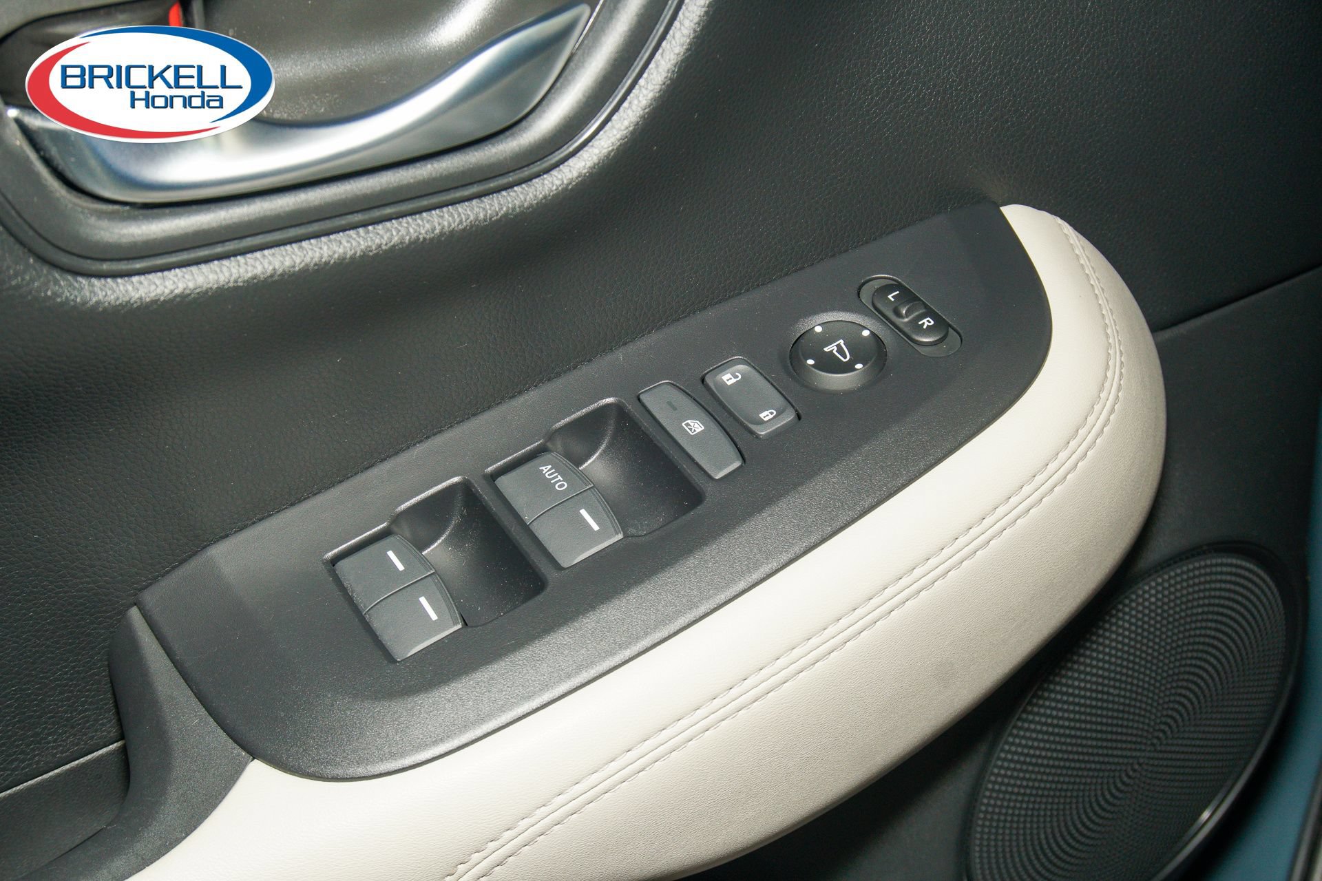 Certified 2024 Honda HR-V LX image 27