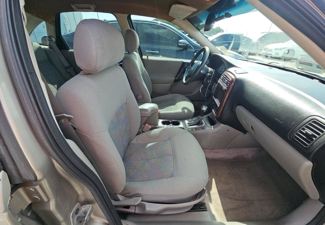 Used 2003 Saturn L-Series L200 w/ Audio Pkg I FWD image 9