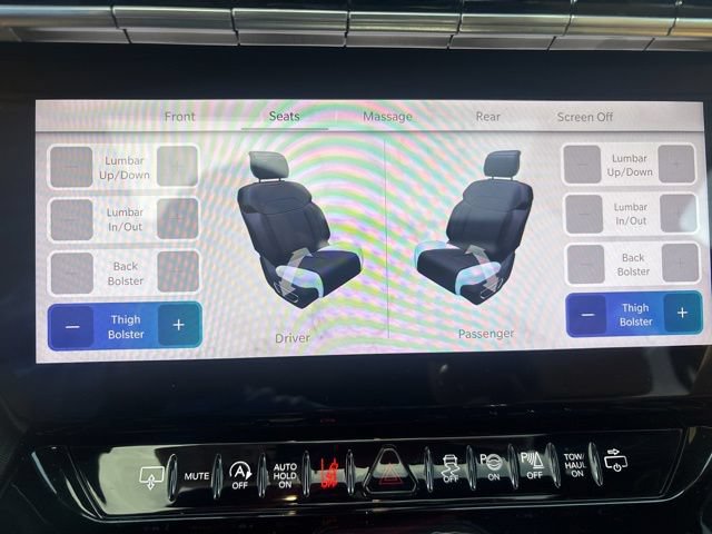 Used 2025 Jeep Grand Wagoneer L Series III w/ Rear Seat Video Group 1 AWD/4WD image 41