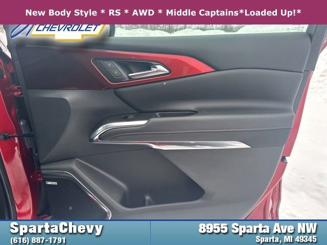 Used 2024 Chevrolet Traverse RS image 28