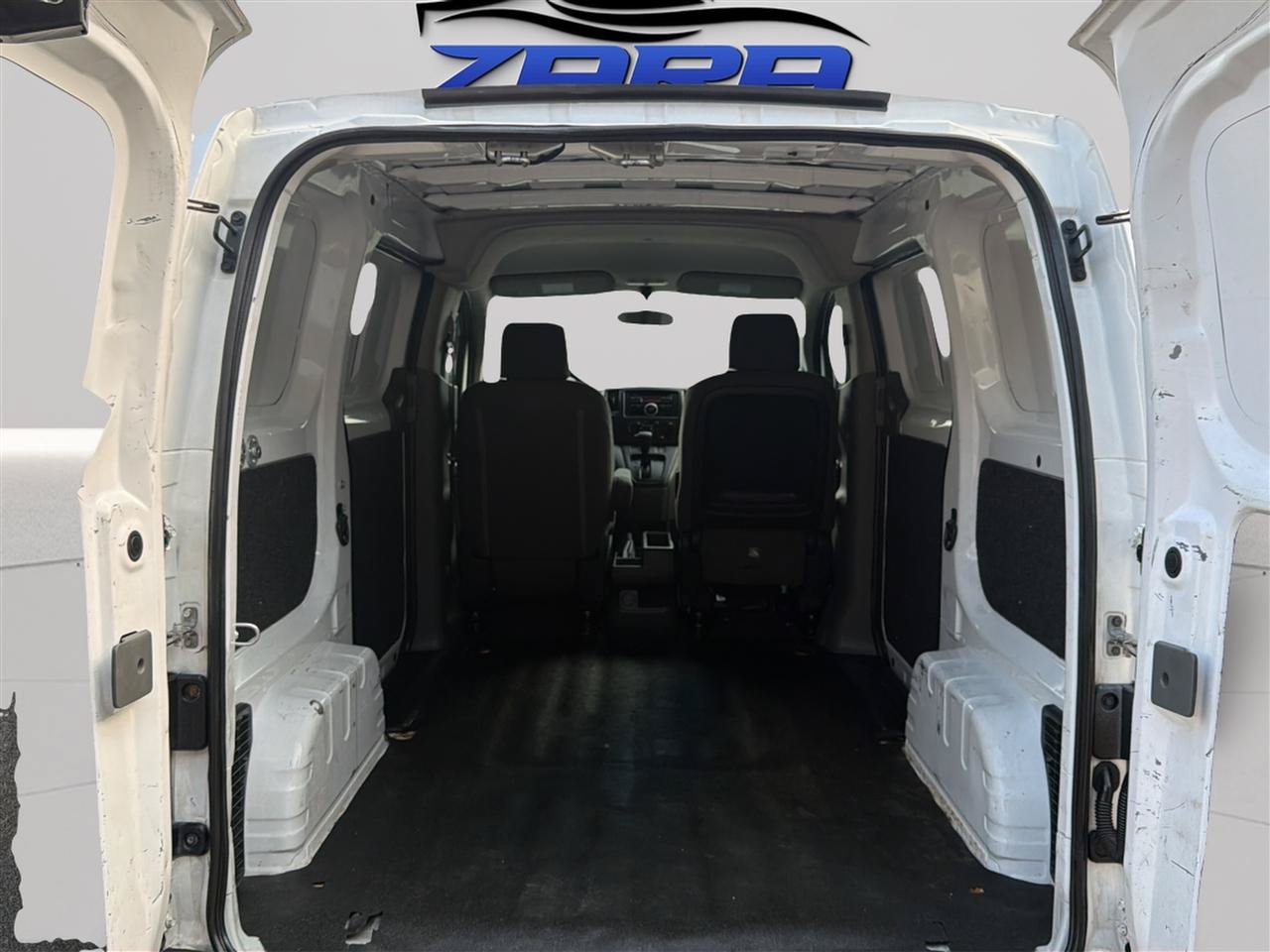Used 2014 Nissan NV200 S w/ Back Door Glass Package FWD image 17
