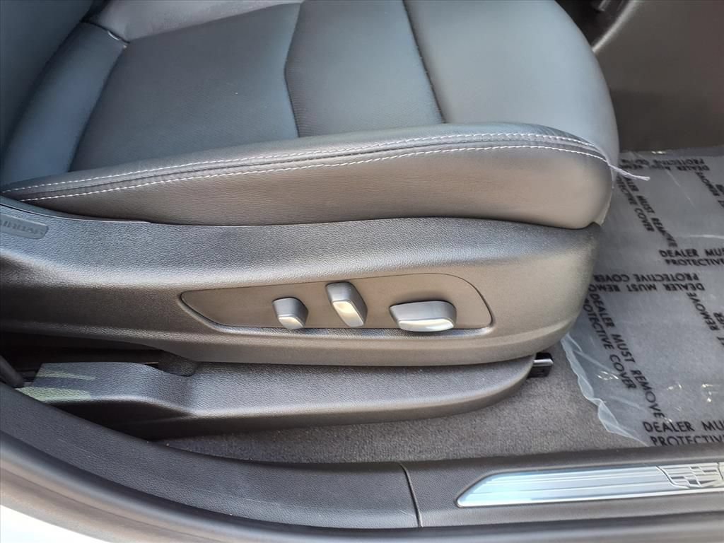 Certified 2024 Cadillac XT5 Premium Luxury FWD image 10