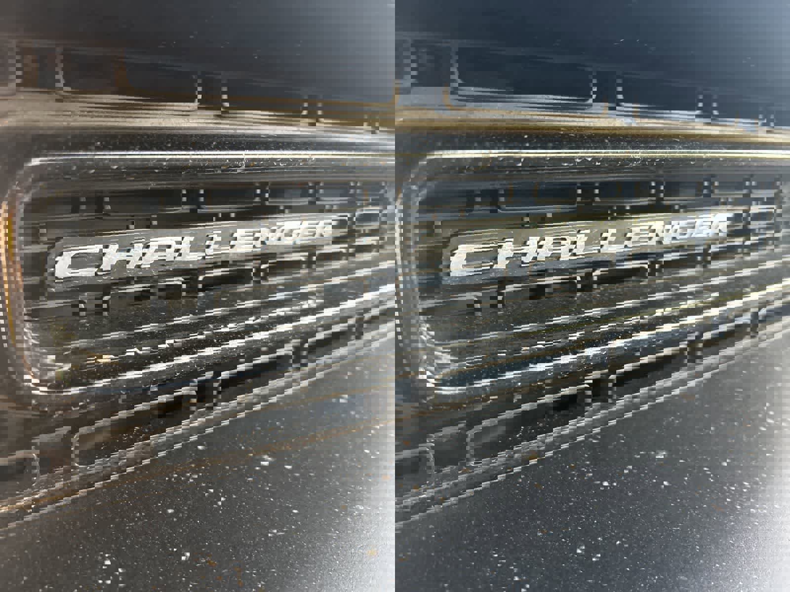 Used 2018 Dodge Challenger SRT w/ Technology Group image 33