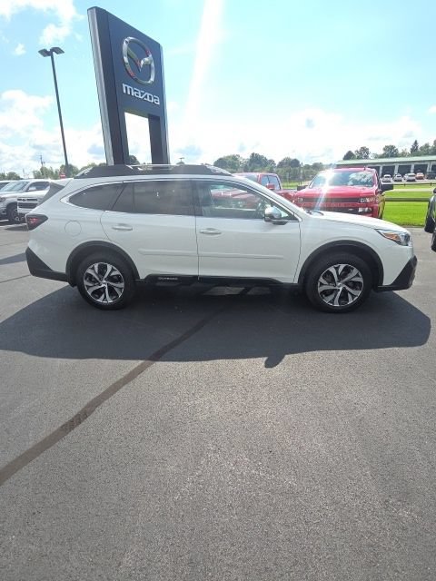 Used 2022 Subaru Outback Touring w/ Popular Package #2 AWD/4WD image 4