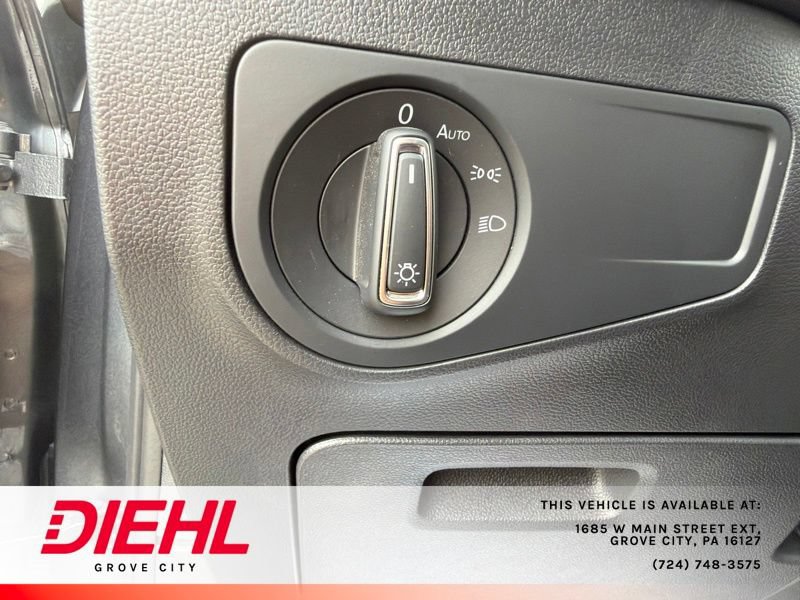 Used 2024 Volkswagen Tiguan SE AWD/4WD image 24