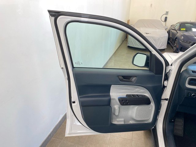New 2025 Ford Maverick XLT FWD image 14