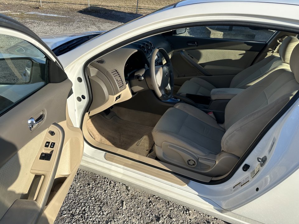 Used 2012 Nissan Altima 2.5 S image 12