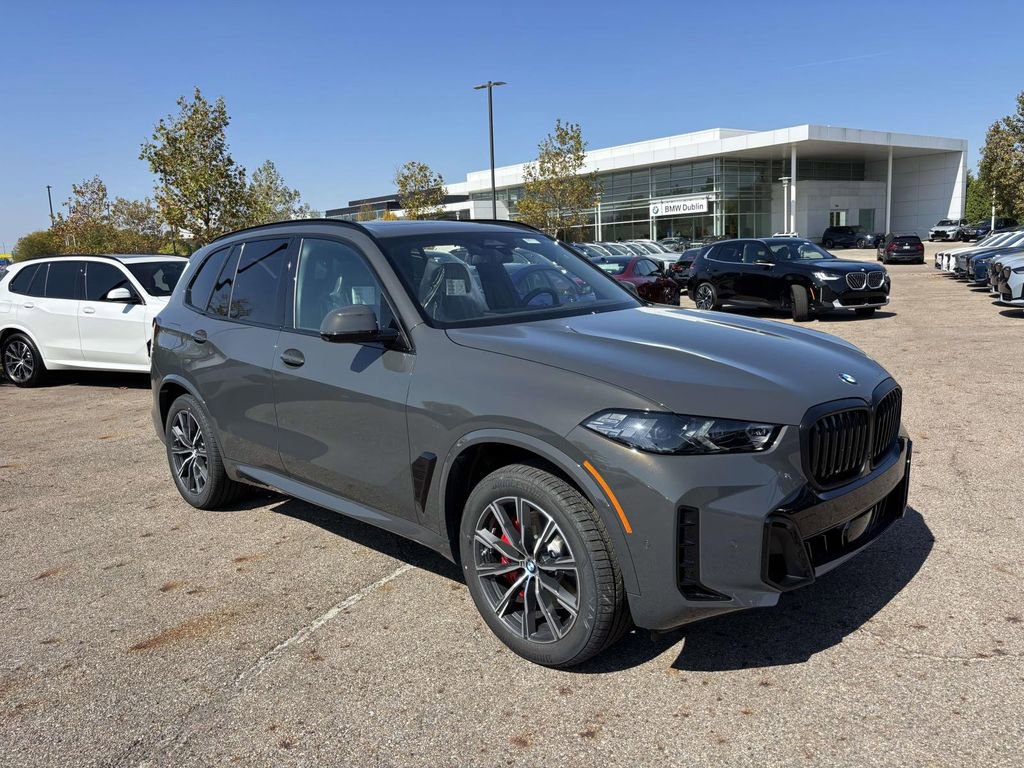 New 2026 BMW X5 xDrive40i w/ M Sport Package image 1