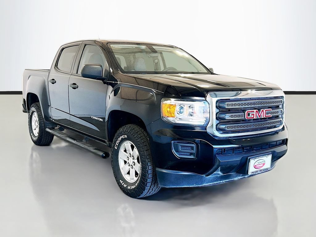 Used 2018 GMC Canyon 2WD Crew Cab w/ Convenience Package image 3