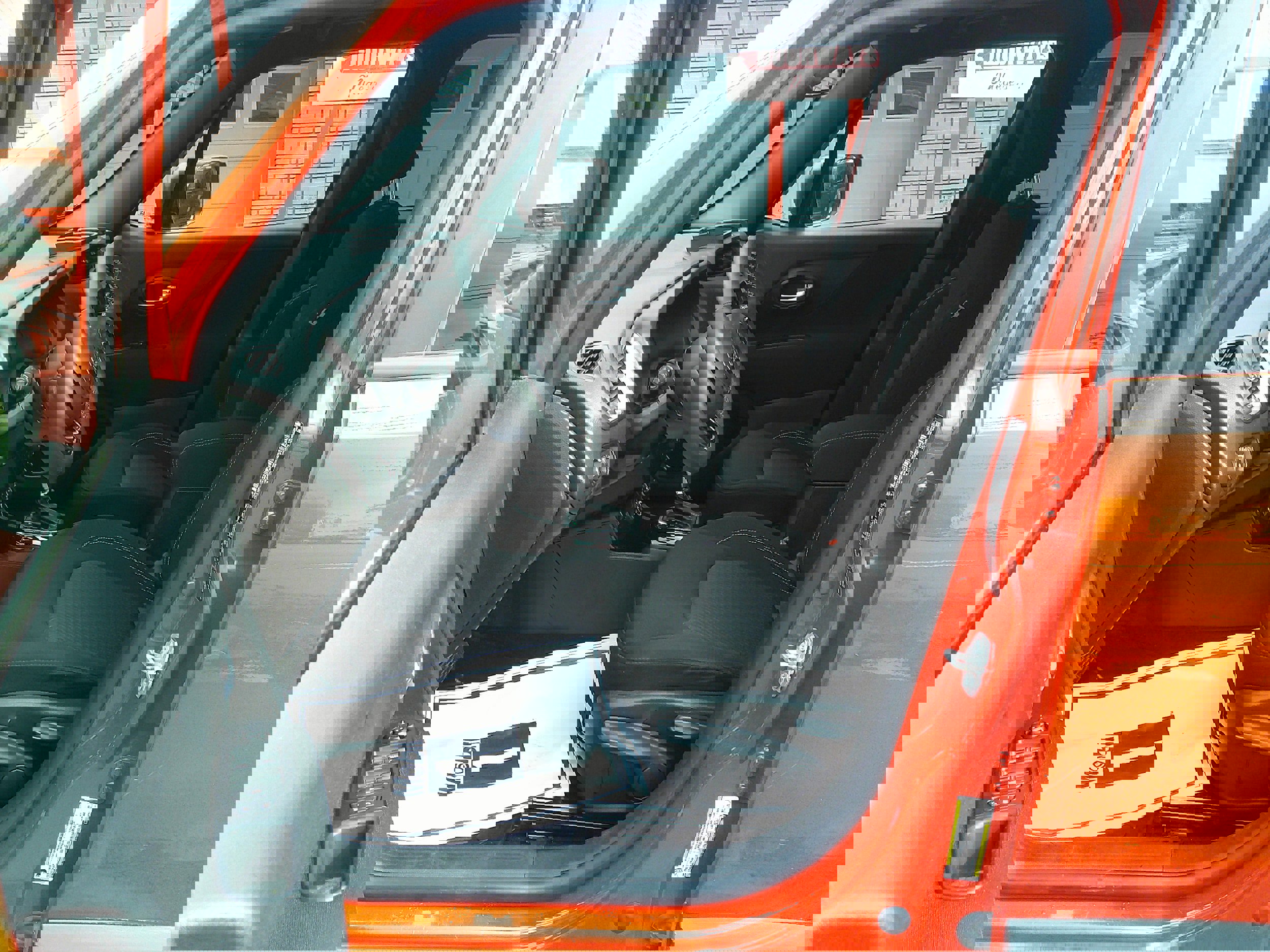 Used 2021 Jeep Renegade Latitude image 13