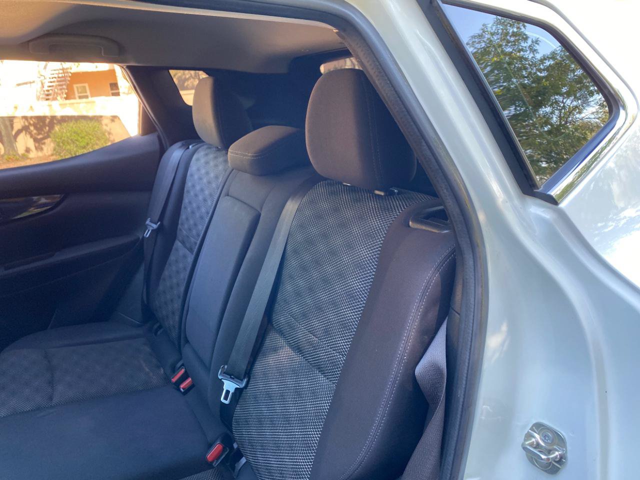 Used 2018 Nissan Rogue Sport AWD image 31