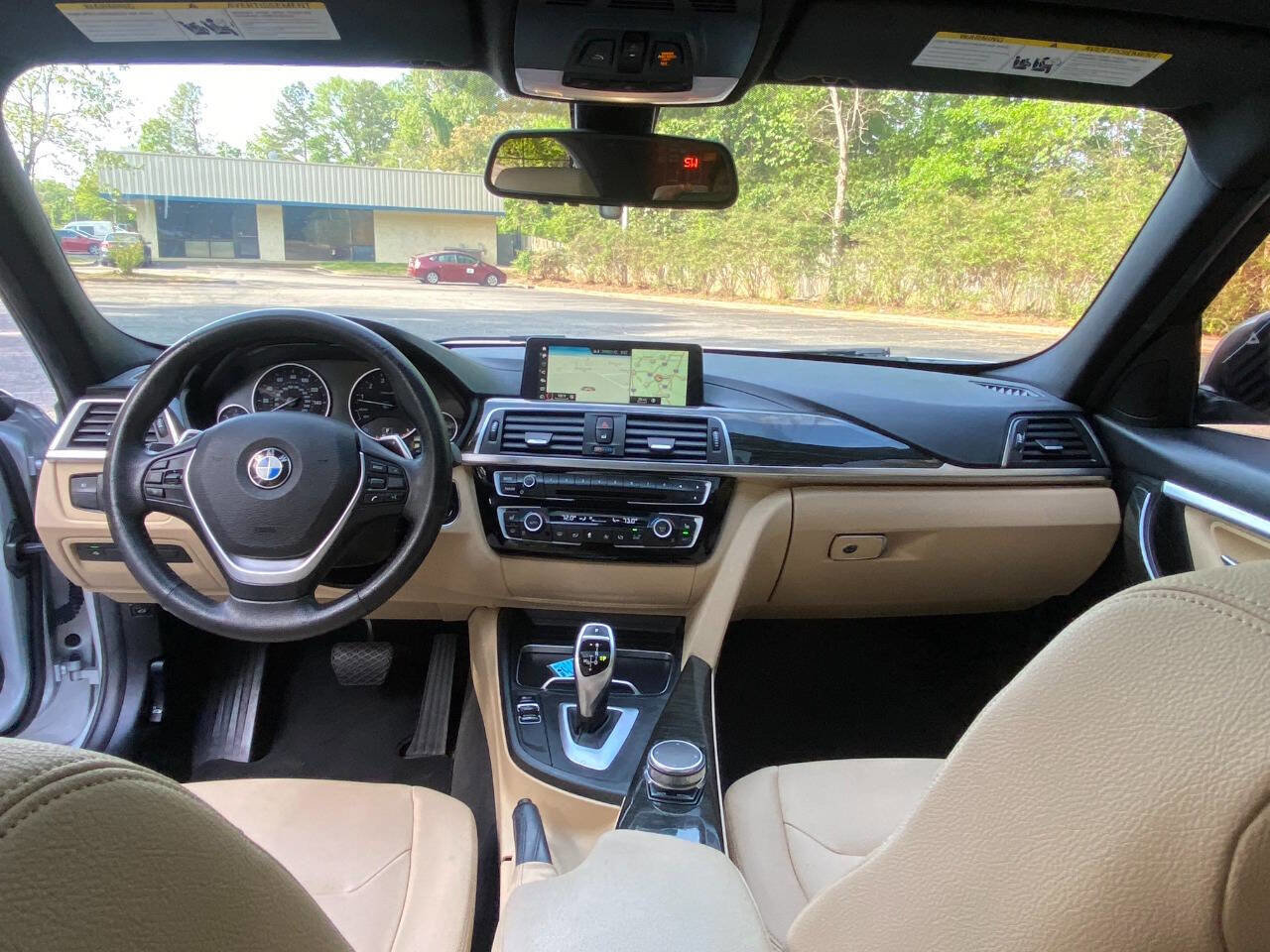 Used 2018 BMW 330i xDrive Sedan AWD/4WD image 37