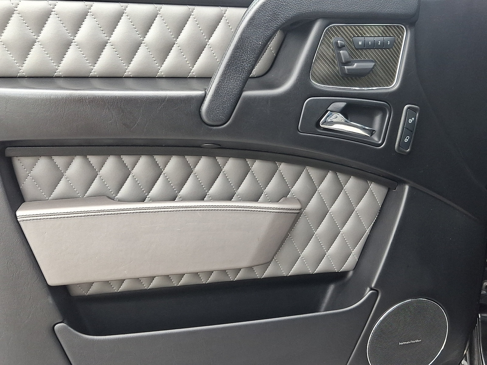 Used 2017 Mercedes-Benz G 63 AMG 4MATIC image 12