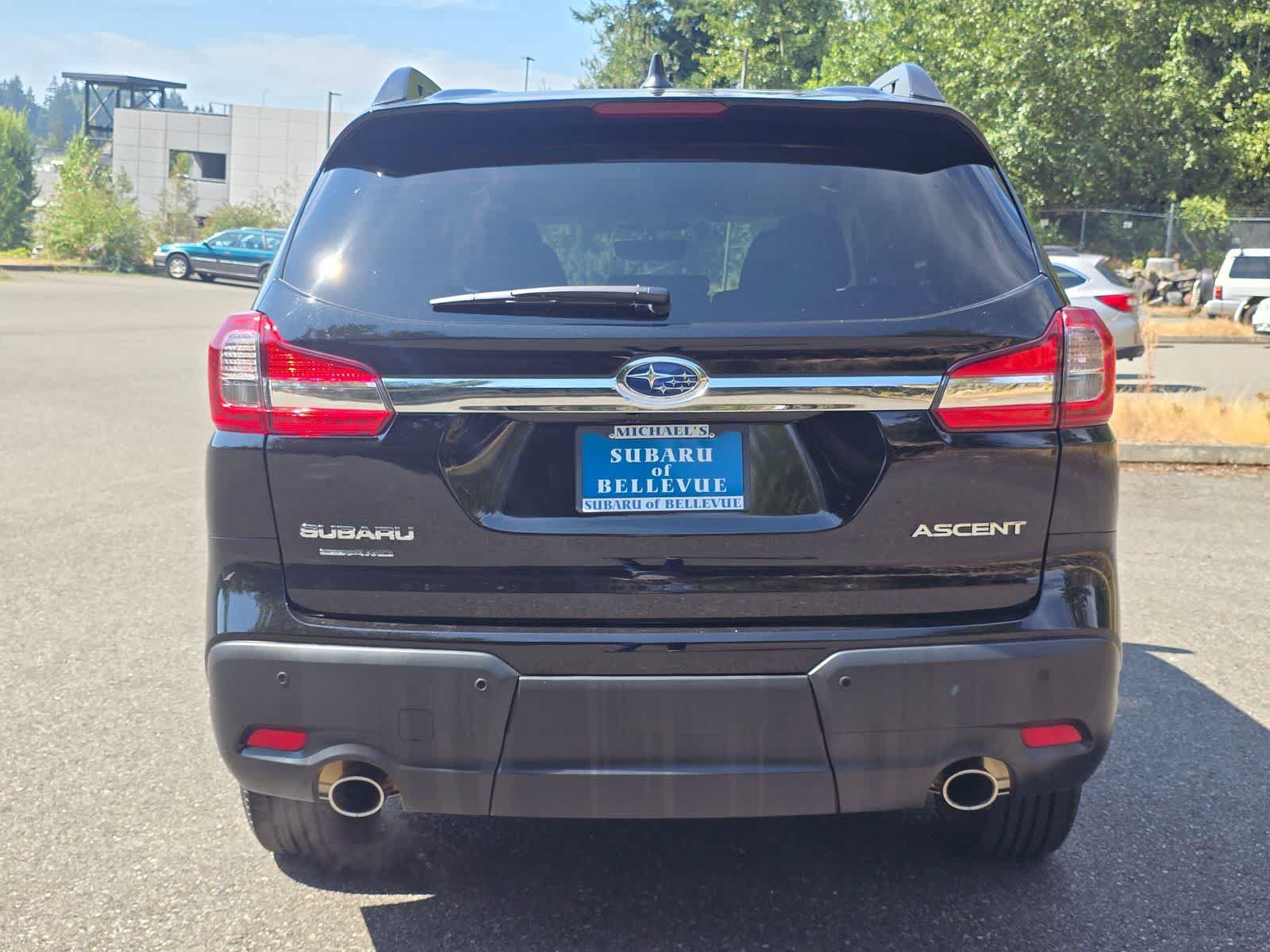 Certified 2022 Subaru Ascent Premium w/ Convenience Package AWD/4WD image 4