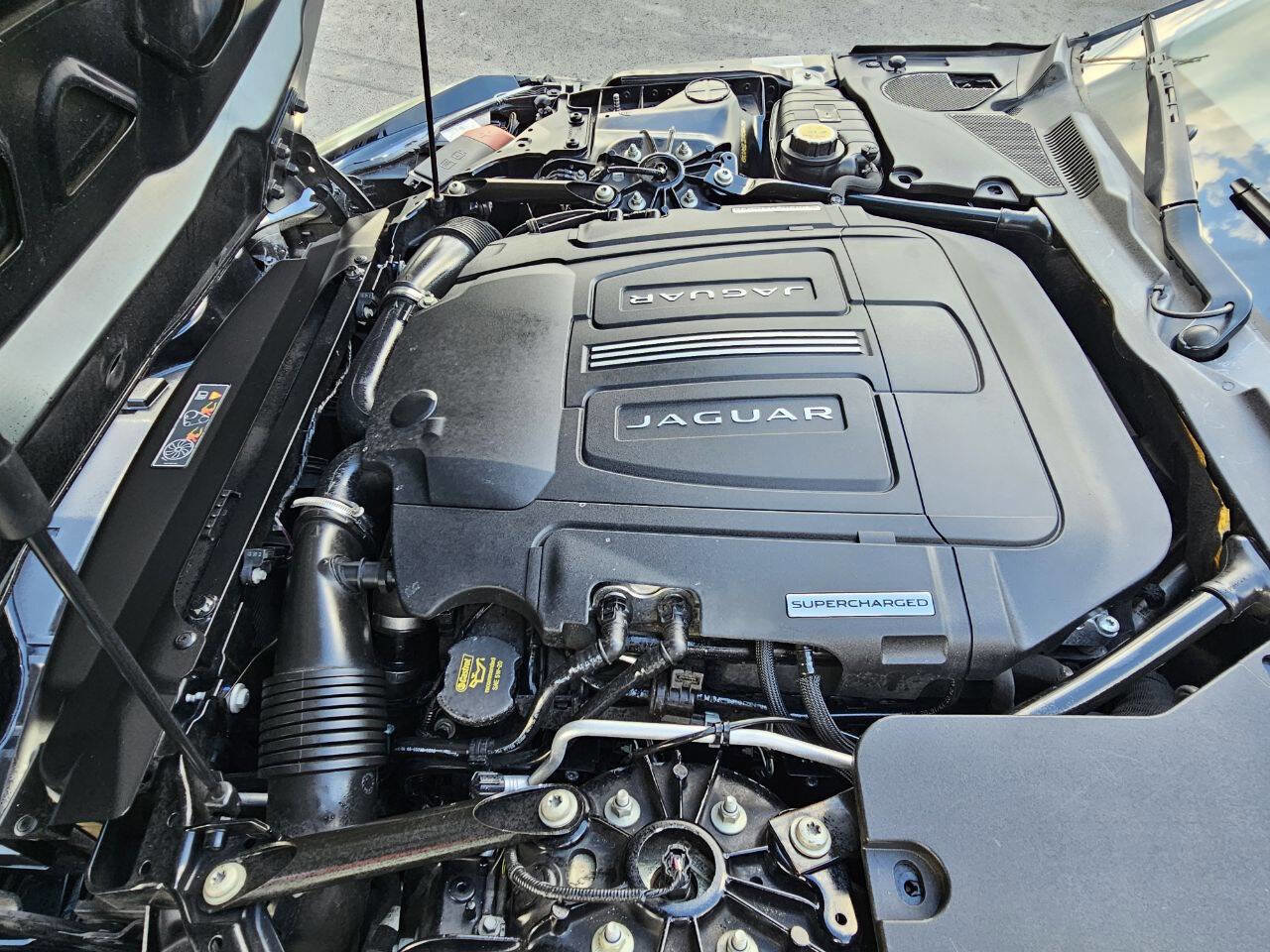 Used 2014 Jaguar F-TYPE S image 24