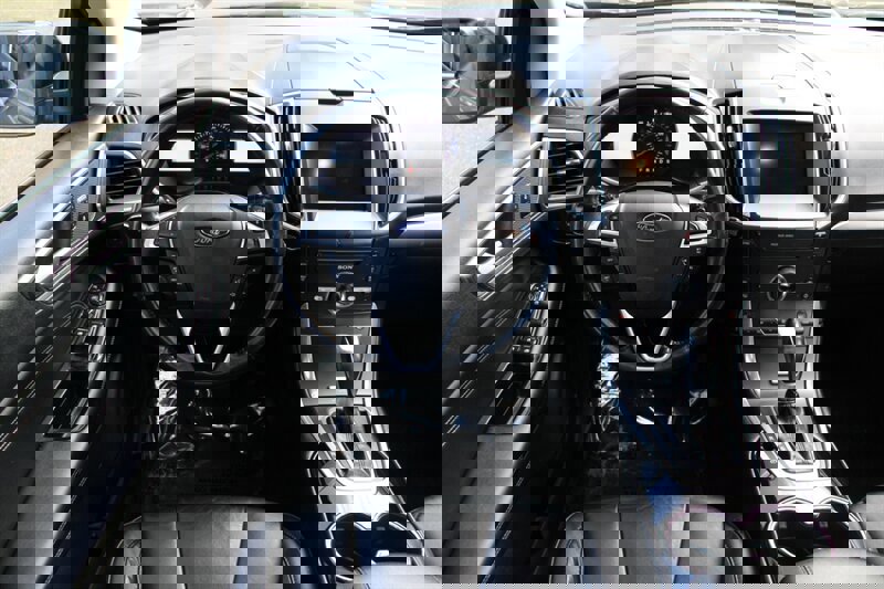 Used 2016 Ford Edge Titanium image 18