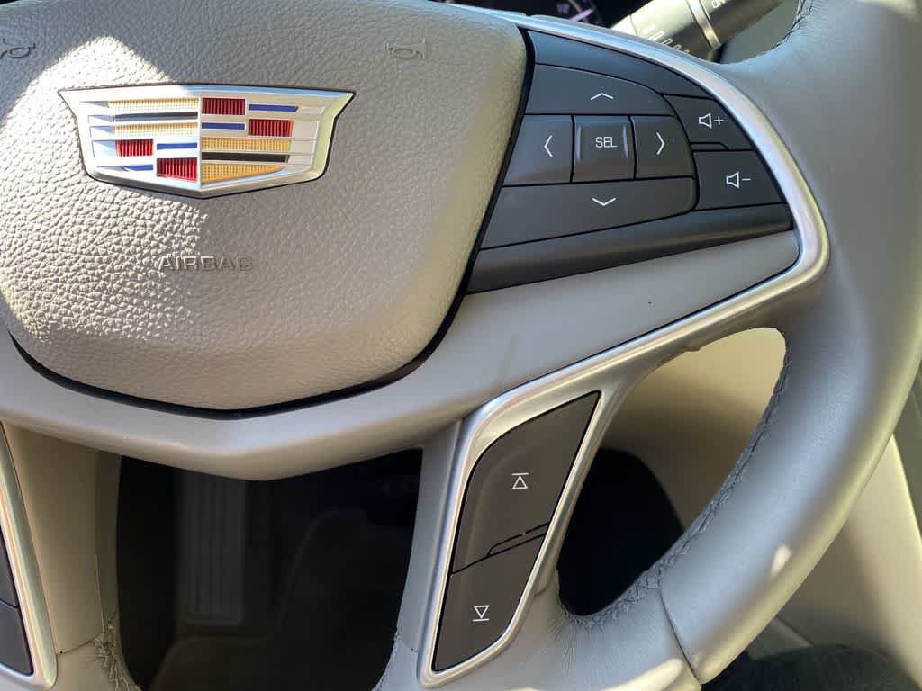 Used 2017 Cadillac XT5 Premium Luxury w/ Driver Assist Package AWD/4WD image 23