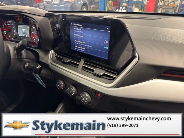 New 2026 Chevrolet Trax RS image 19