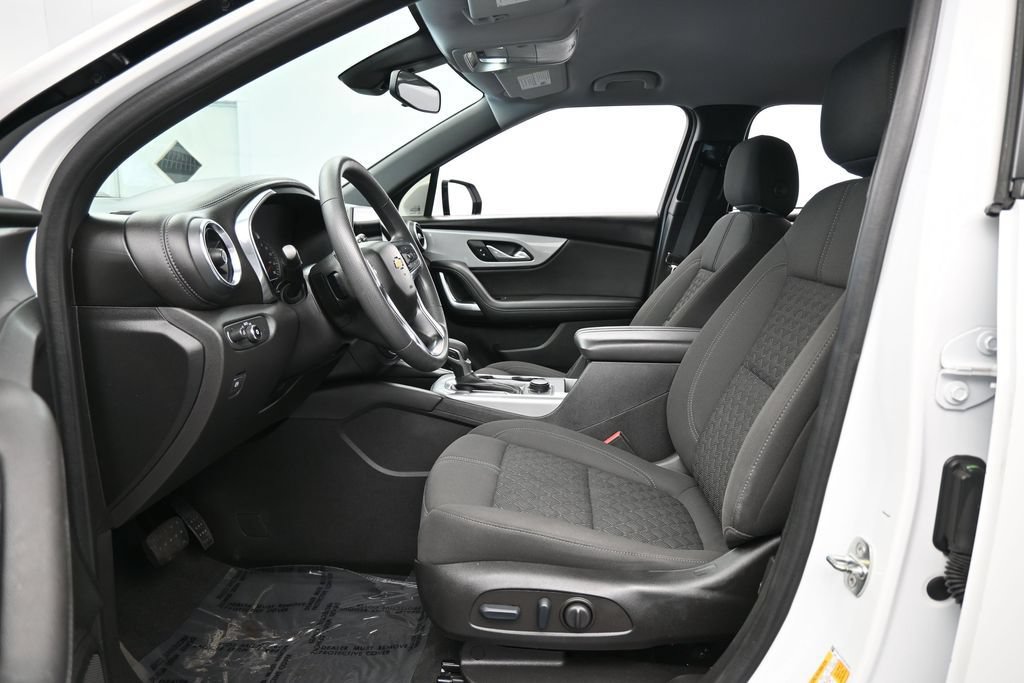 Used 2022 Chevrolet Blazer LT FWD image 11