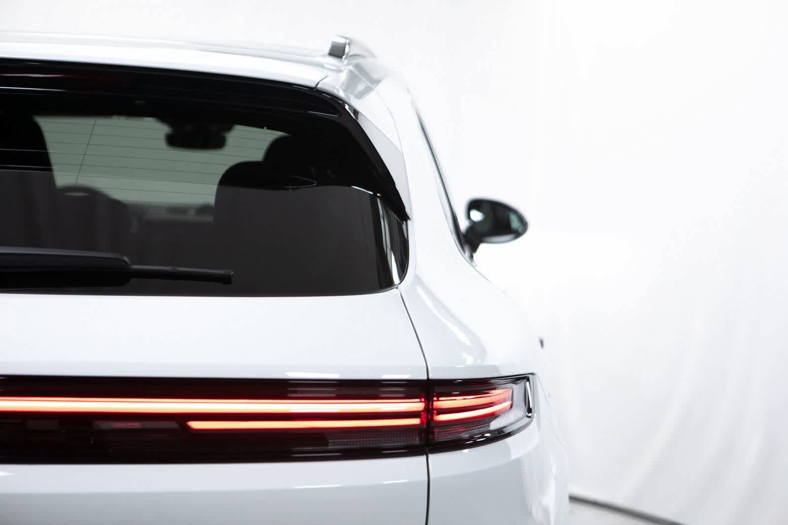 New 2026 Porsche Cayenne Turbo image 38