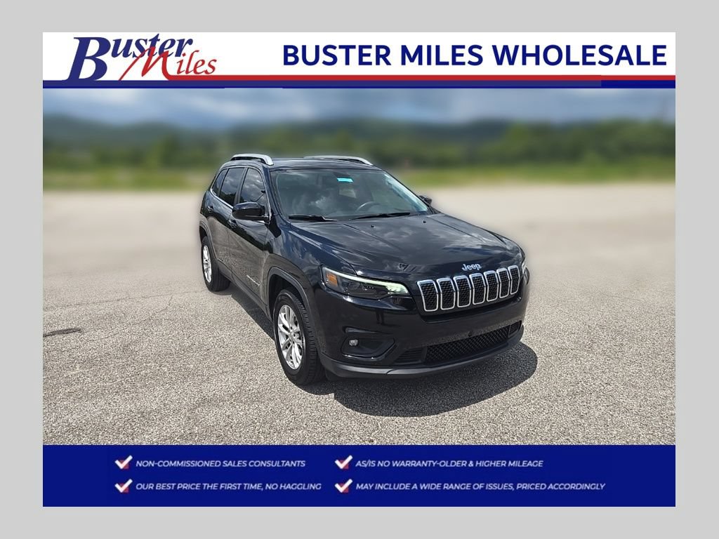 Used 2019 Jeep Cherokee Latitude w/ Popular Appearance Group