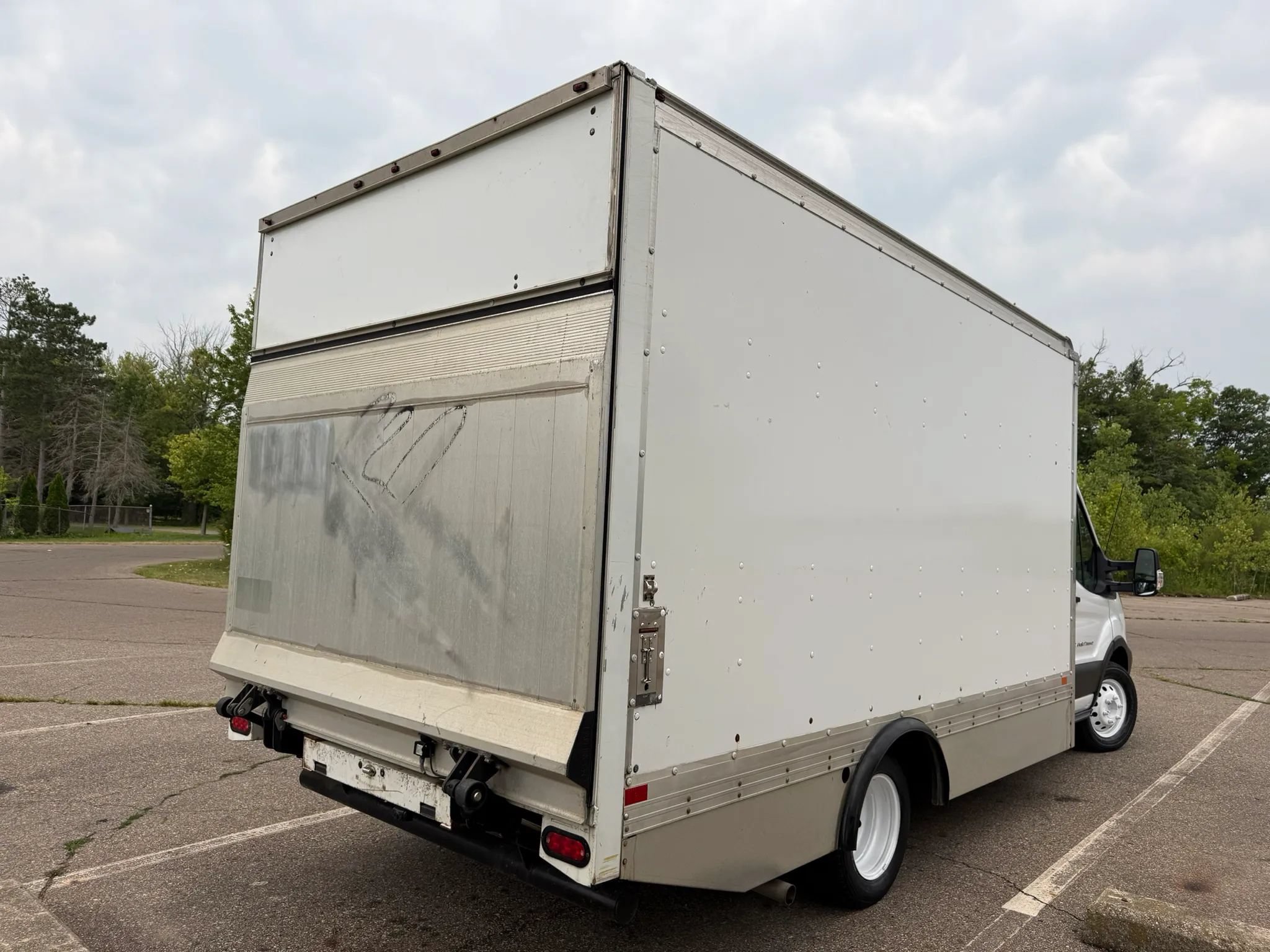 Used 2019 Ford Transit 350 156 DRW RWD image 5