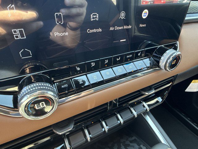 New 2025 GMC Canyon AT4 w/ Nightfall Edition image 16