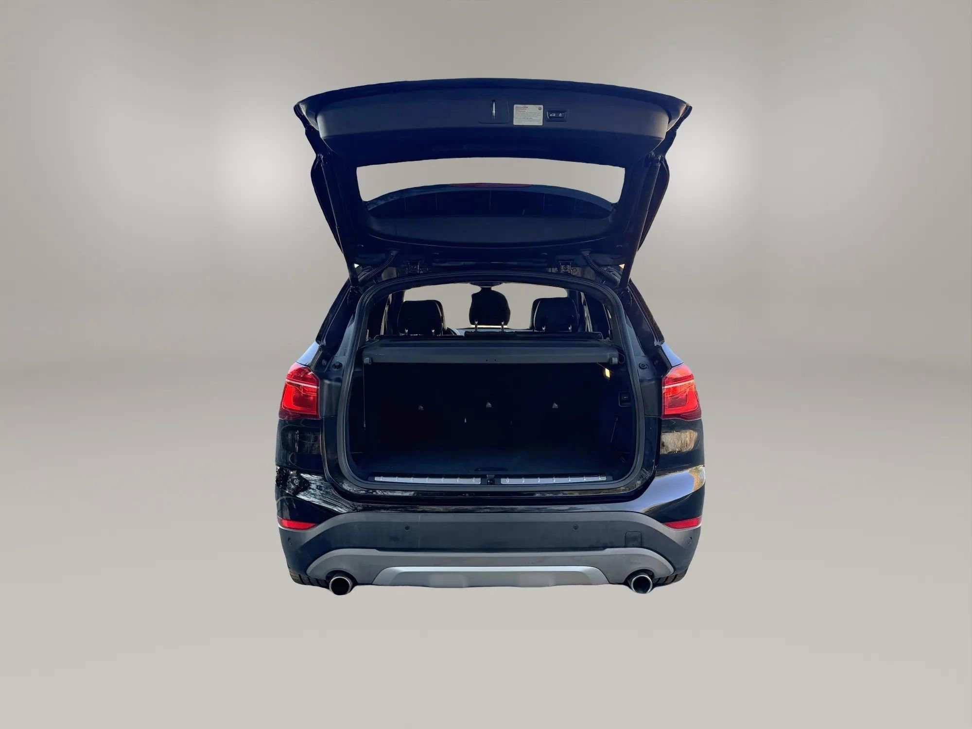 Used 2018 BMW X1 xDrive28i image 8