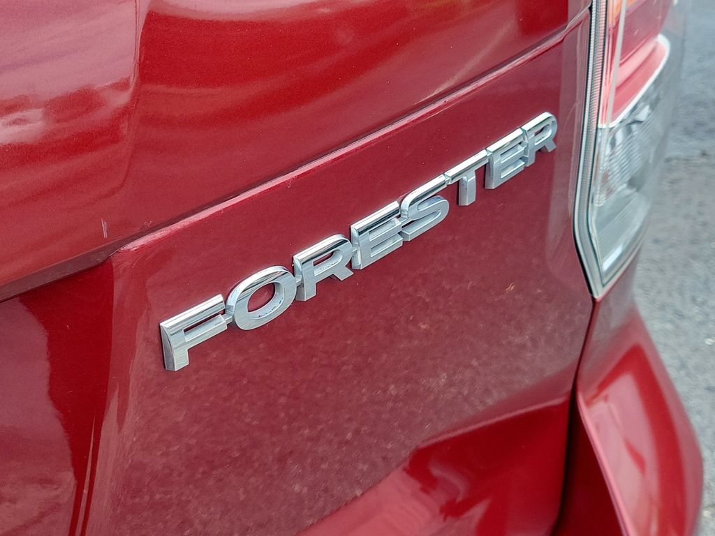 Used 2017 Subaru Forester 2.5i Premium AWD/4WD image 6
