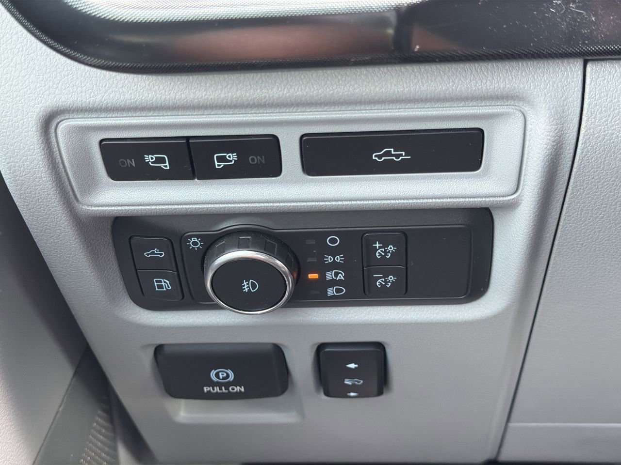 Used 2021 Ford F150 Limited AWD/4WD image 27