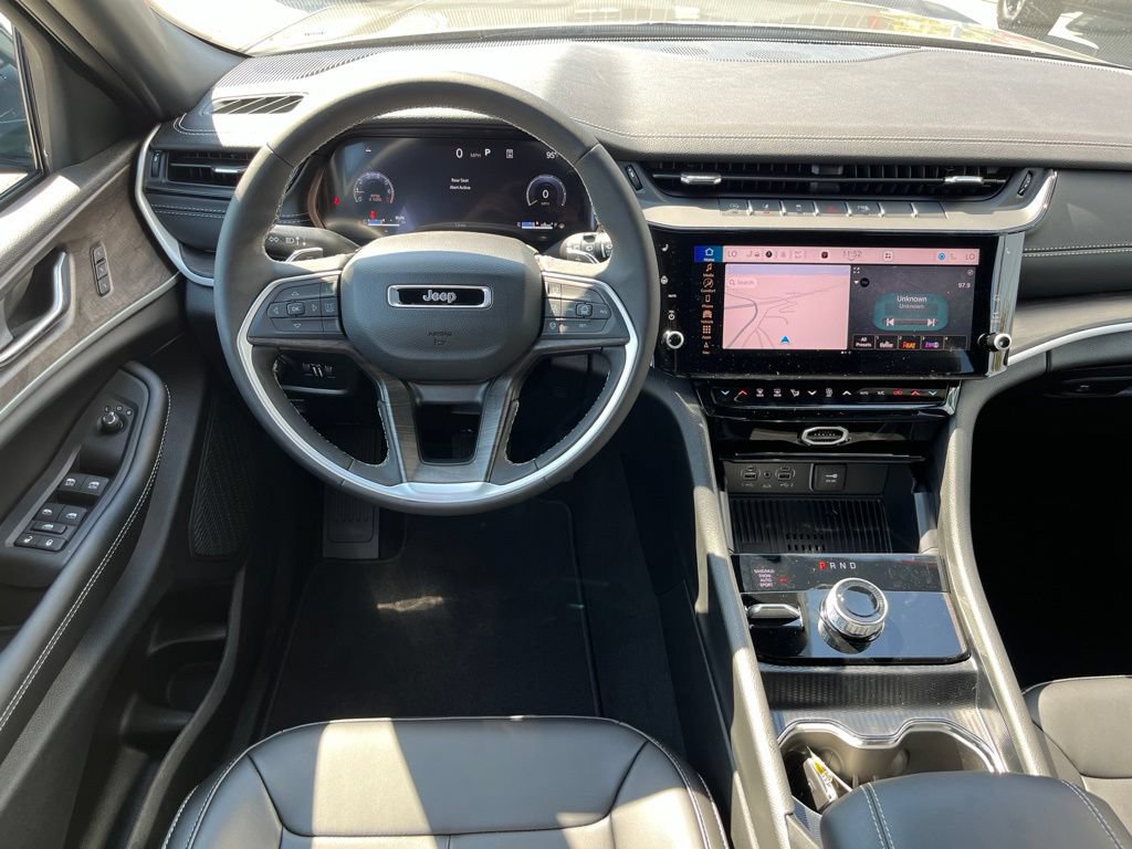 New 2027 Jeep Grand Cherokee L Limited w/ Limited Altitude Package AWD/4WD image 14