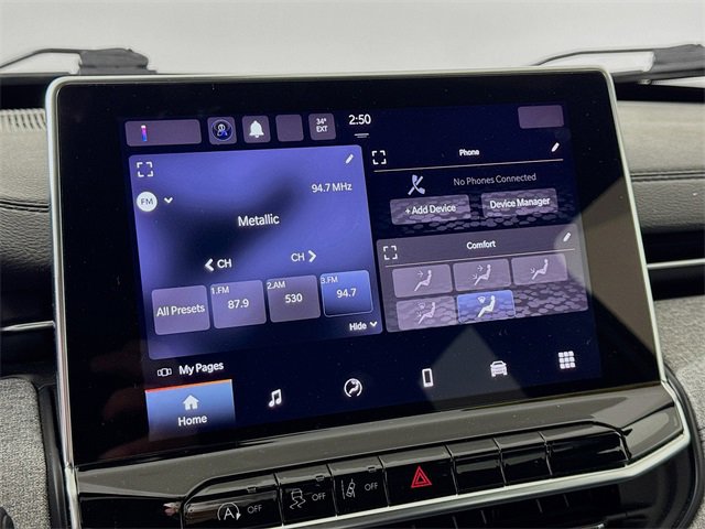 Used 2024 Jeep Compass Latitude image 14