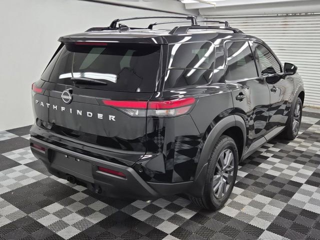 Used 2025 Nissan Pathfinder SV w/ SV Premium Package image 6