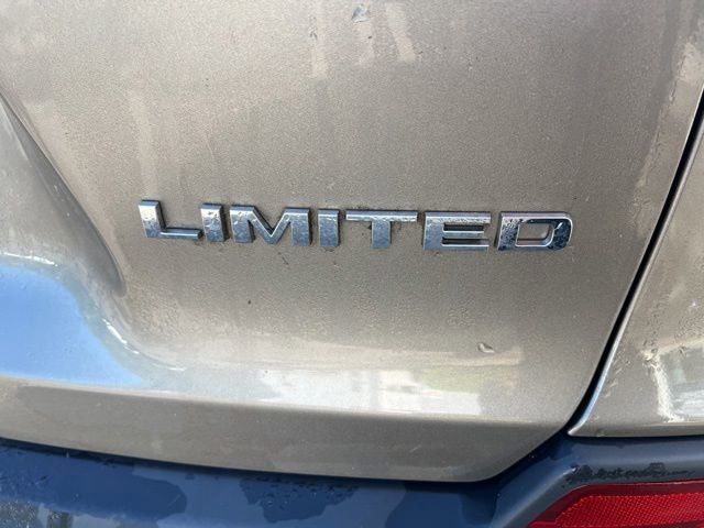 Used 2019 Jeep Cherokee Limited AWD/4WD image 7