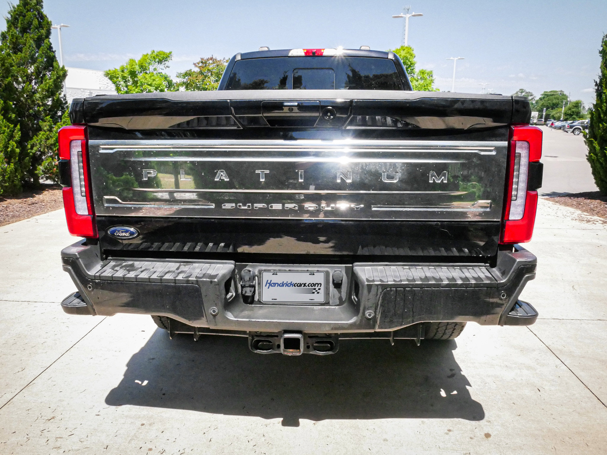 Used 2025 Ford F250 Platinum w/ Platinum Plus Package AWD/4WD image 10
