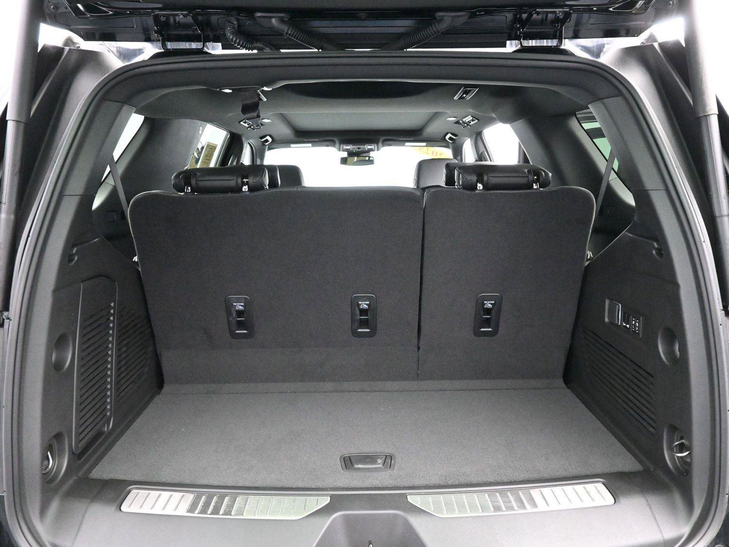 Used 2025 Chevrolet Tahoe Z71 w/ Z71 Off-Road Package image 10