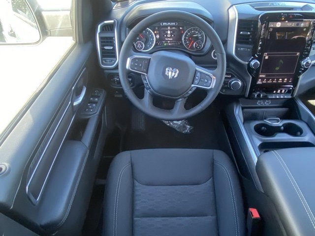 New 2026 RAM 1500 4x4 Crew Cab image 35