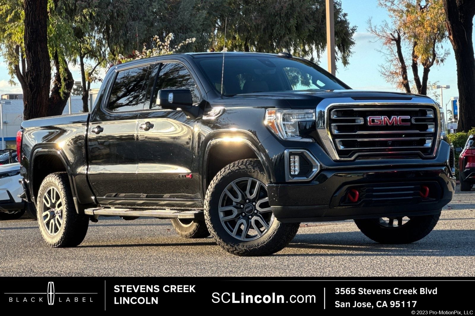 Used 2020 GMC Sierra 1500 AT4 w/ AT4 Premium Package image 1